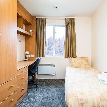 Private Rooms In Colindale - Sk The Hyde Exterior photo