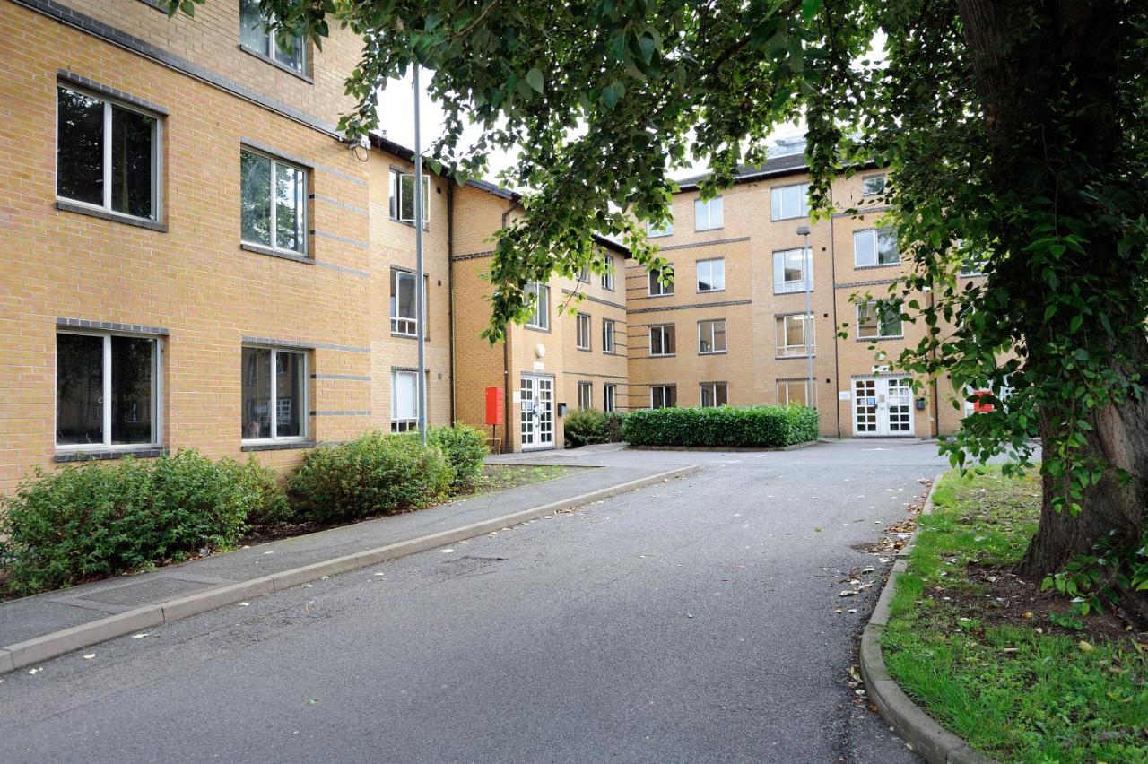 Private Rooms In Colindale - Sk The Hyde Exterior photo
