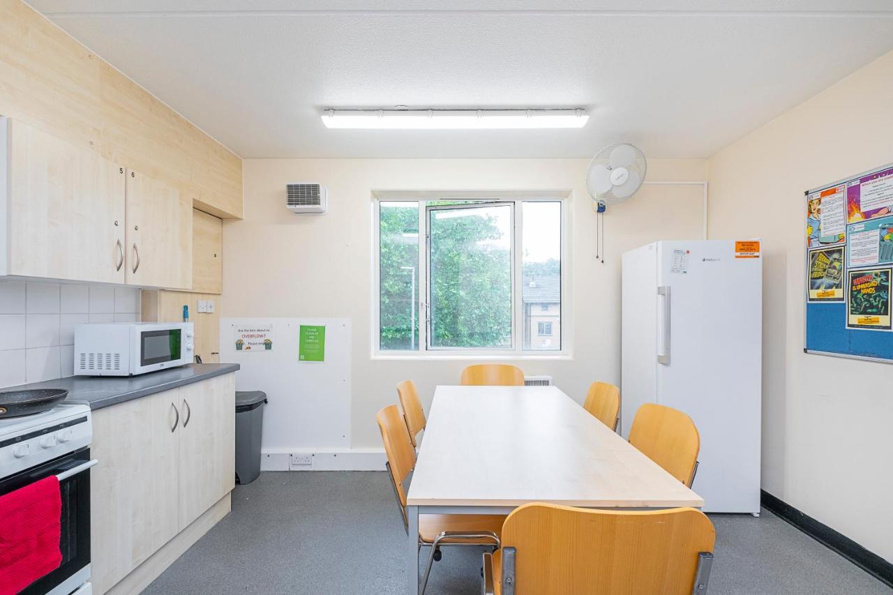 Private Rooms In Colindale - Sk The Hyde Exterior photo
