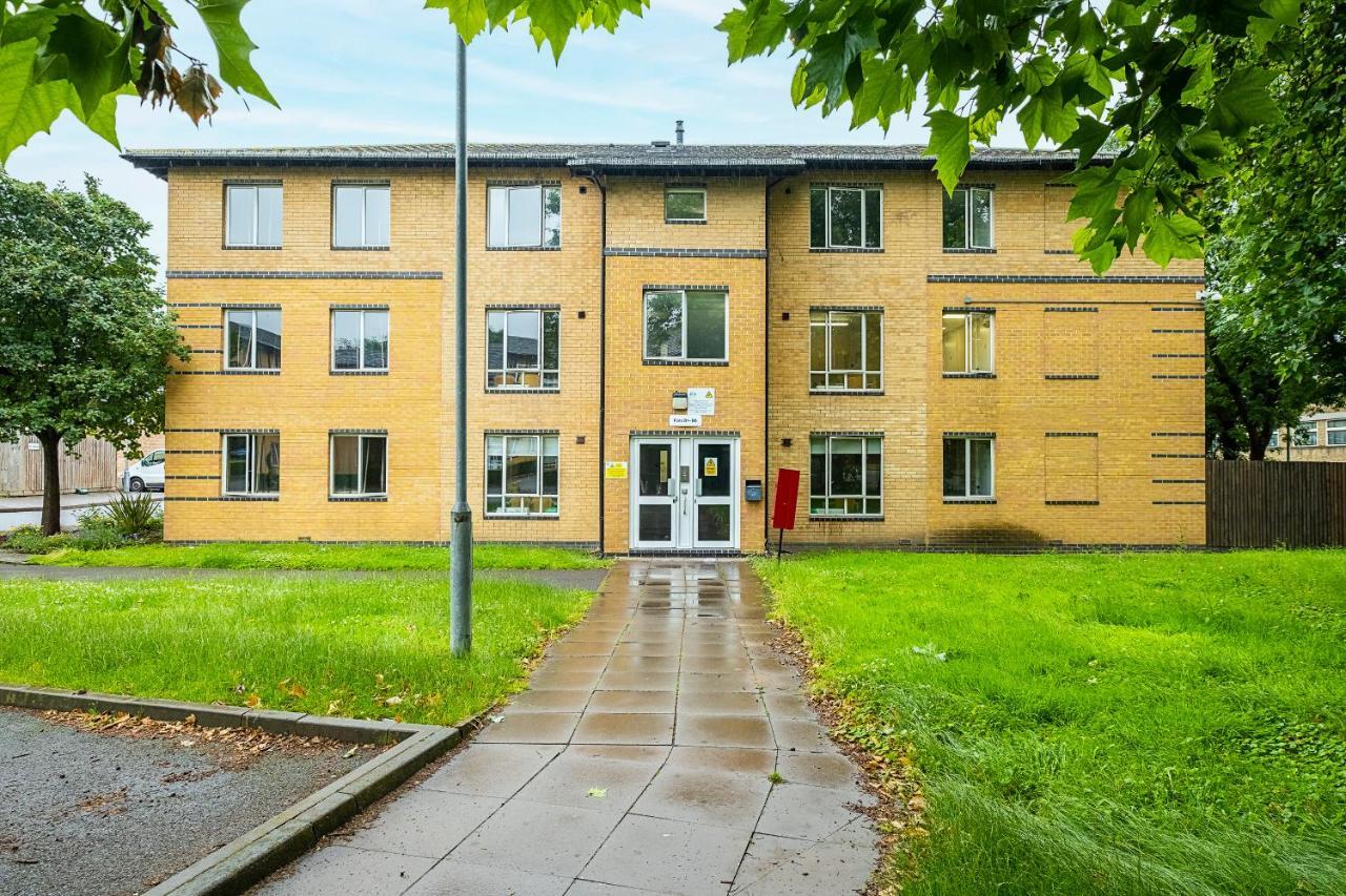 Private Rooms In Colindale - Sk The Hyde Exterior photo